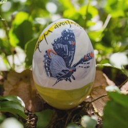 Πασχαλινό αυγό με πεταλούδα ζωγραφισμένο κεραμικό 12cm