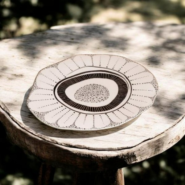 Platter  dot handmade  handpanted ceramic 34x27x4 cm