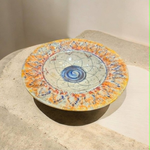 Platter clay stoneware 19 cm.