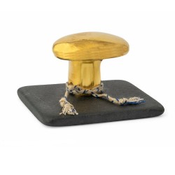 Μπίντα από μπρούντζο σε μαρμάρινη βάση 6.5x10x8cm.